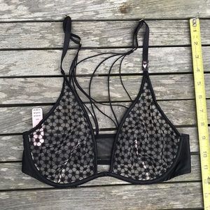 Victoria’s Secret Underwire Bralette